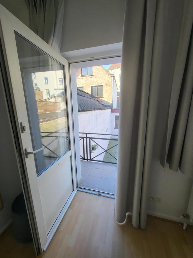 Studio Alicia, Idealement Situe Etterbeek Exterior photo